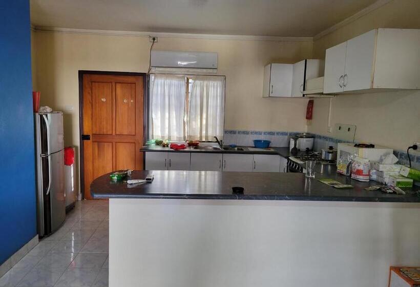 הוסטל Prime Apartments