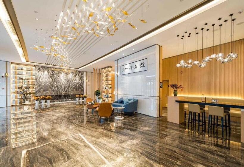 Atour Hotel Tonglu Fuchunjiang