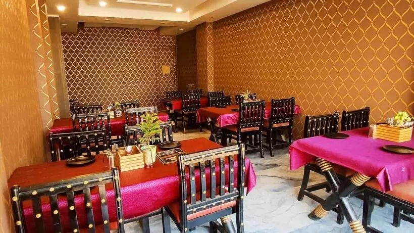 Bond Well Hotel, Alwar