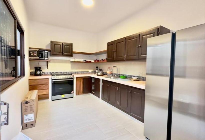 בית מלון כפרי Casa Puerto Viejo