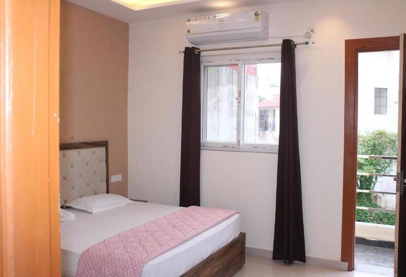 캡슐 호텔 Shivanya Inn