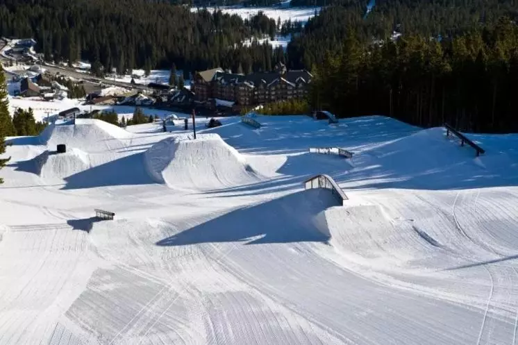 هتل Exquisite Upscale Oasis · Ski Resort