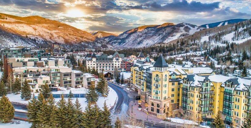 Hotel Exquisite Upscale Oasis · Ski Resort