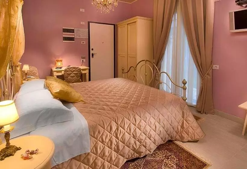 Hotelli Villa Claudia Resort