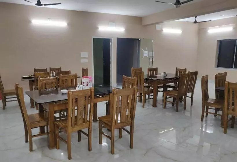 Ichhamati Hotel And Restaurant