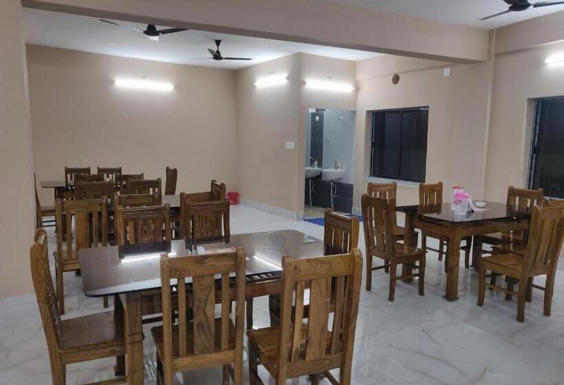 Ichhamati Hotel And Restaurant