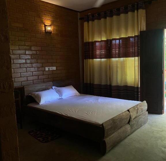 Pension (Hôtel basse catégorie) Emma Inn