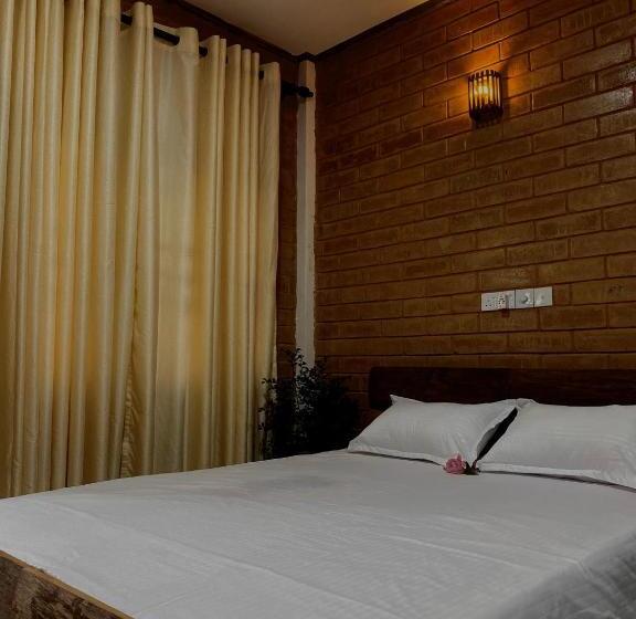 Pension (Hôtel basse catégorie) Emma Inn