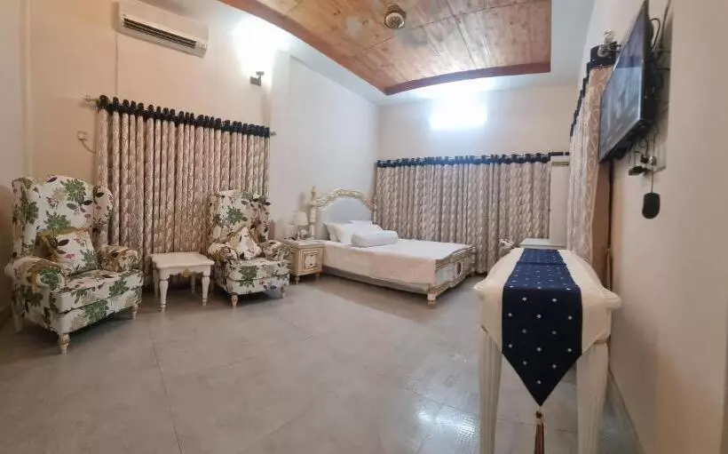 پانسیون The Cozy Nest