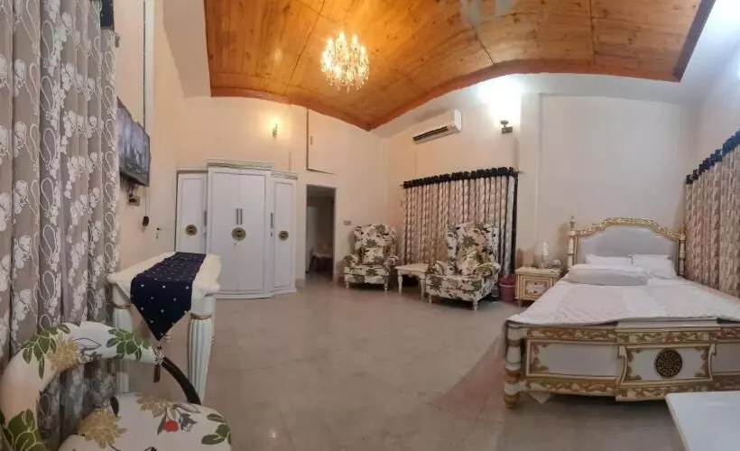 پانسیون The Cozy Nest