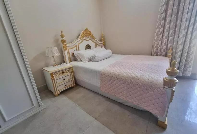 پانسیون The Cozy Nest