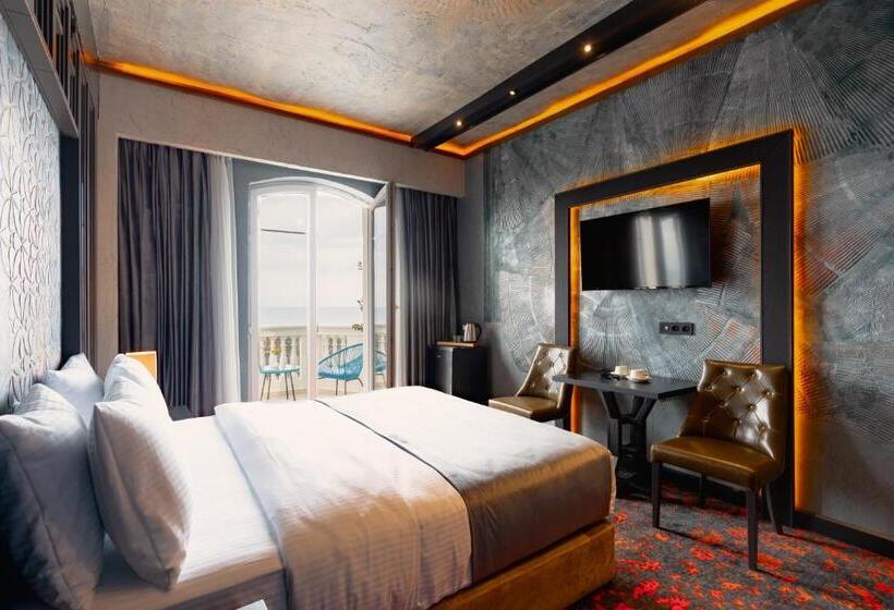 Tapis Rouge Hotel   Luxury Rooms