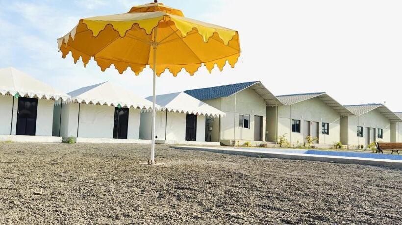 Vandrarhem Somnath Inn