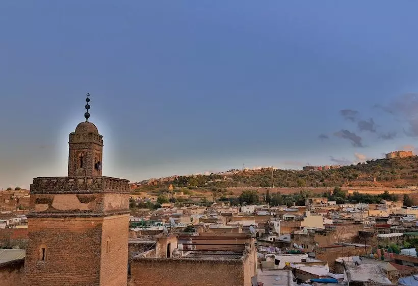 تختخواب و صبحانه Dar Usham Fes