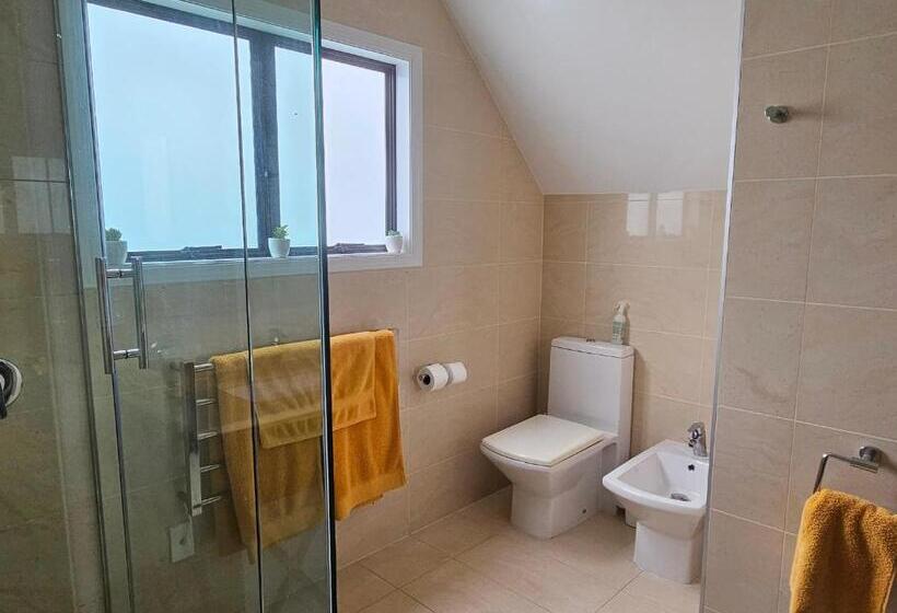 Bed and Breakfast Forest Waters