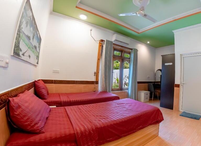 تختخواب و صبحانه Himandhoo Lodge