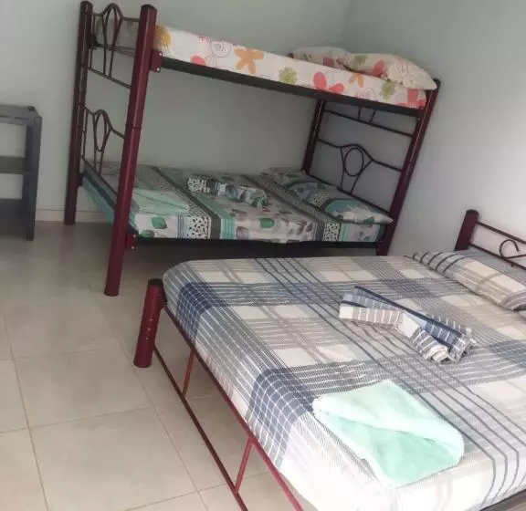 ホテル Hospedaje Los Polos