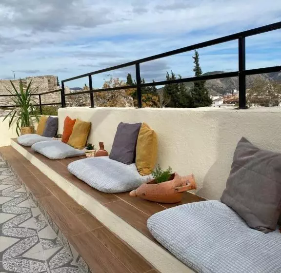 ホテル Kallinos Boutique