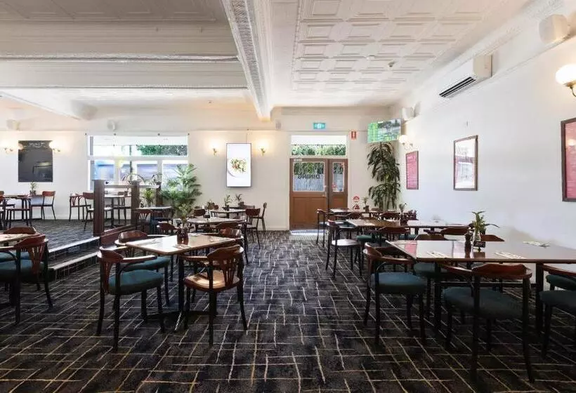 ホテル Lambton Park