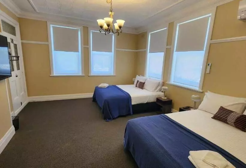 ホテル Lambton Park