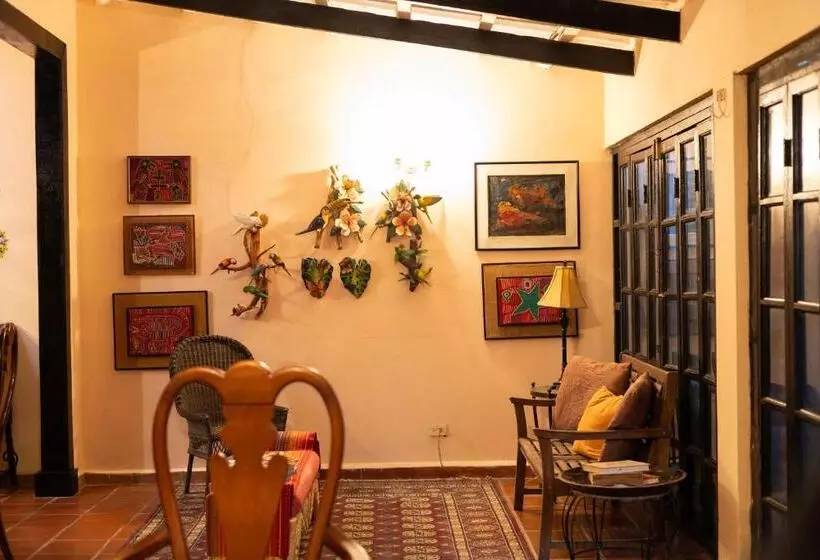 هتل Villa Blanca Antón
