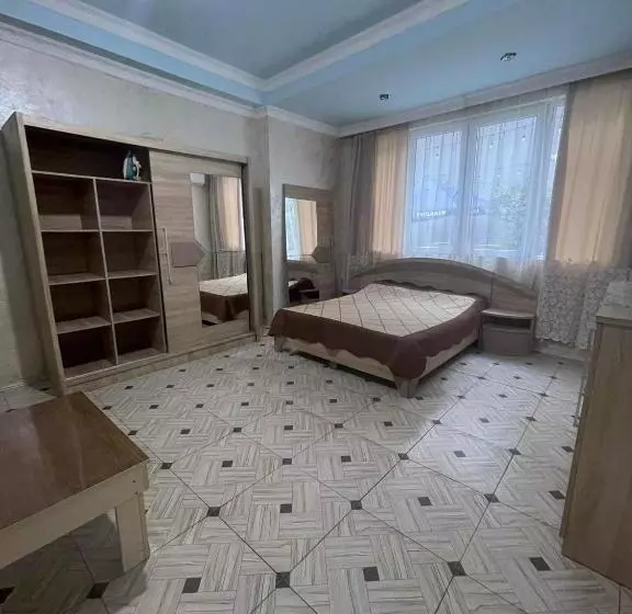 پانسیون Guesthouse Nuri