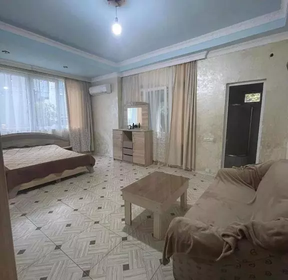 پانسیون Guesthouse Nuri