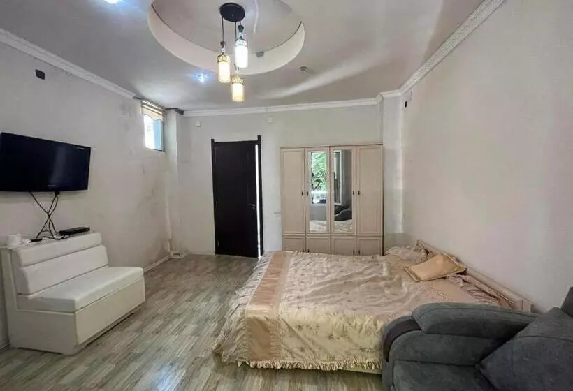 پانسیون Guesthouse Nuri