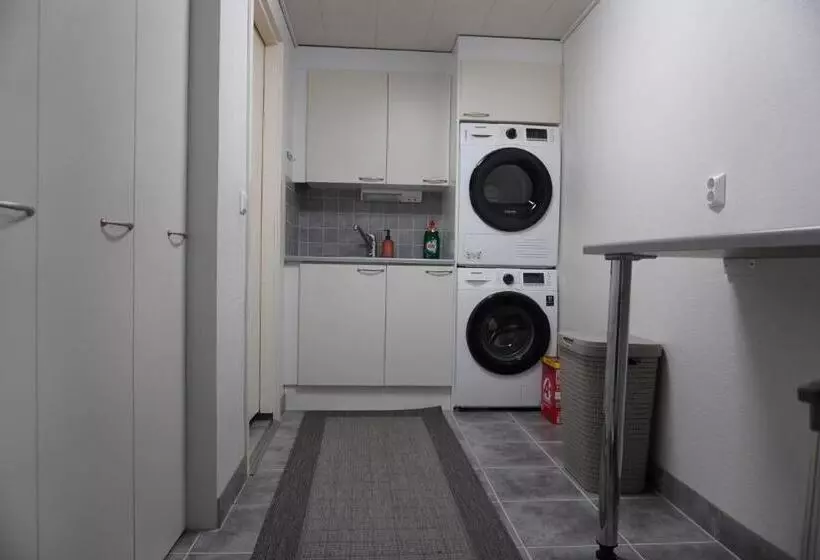 ペンション Your Home Away From Home!