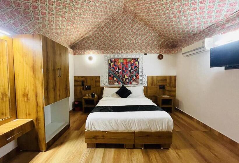 Santkrupa Villa Resort