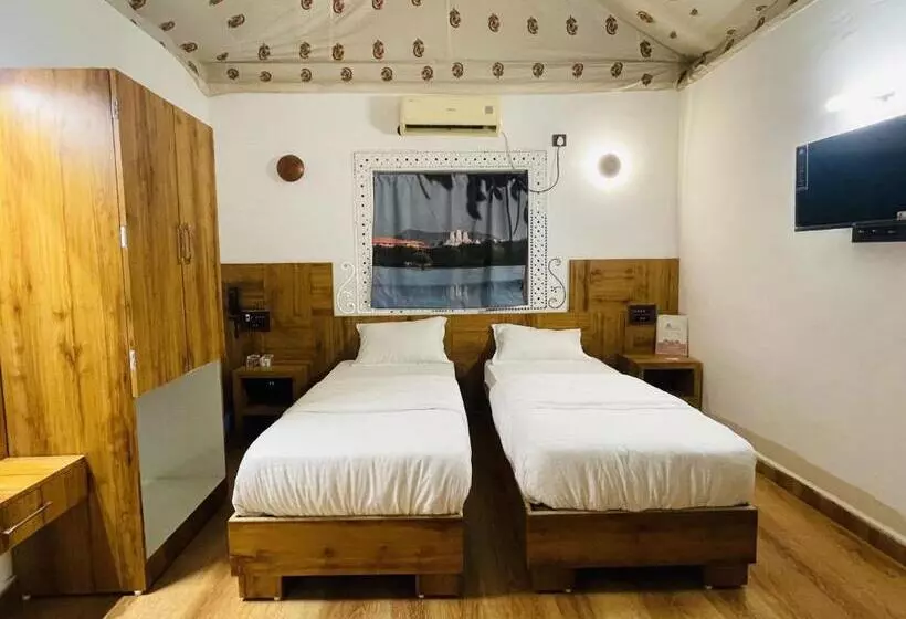 Santkrupa Villa Resort