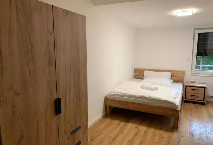 ユースホステル Gasthaus Pinneberg