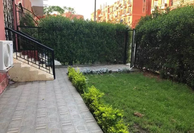 هاستل Cozy Apartmen With Garden In Sheikh Zayed