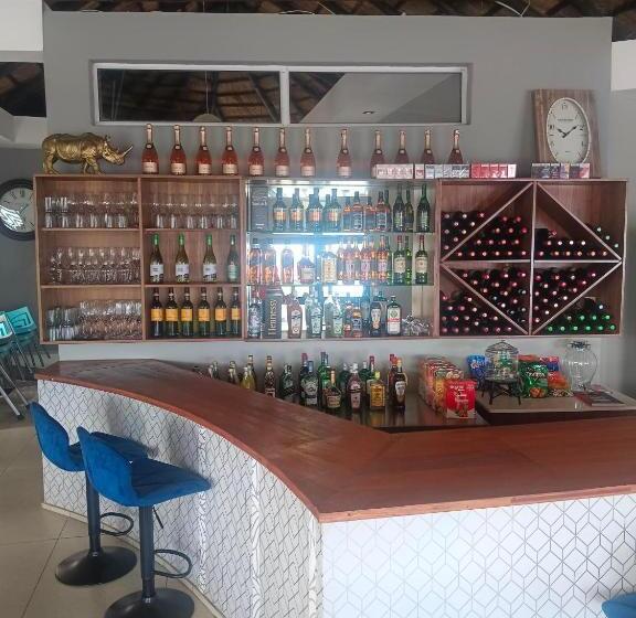 住宿加早餐  Green Fields Hotel, Coffee Bay