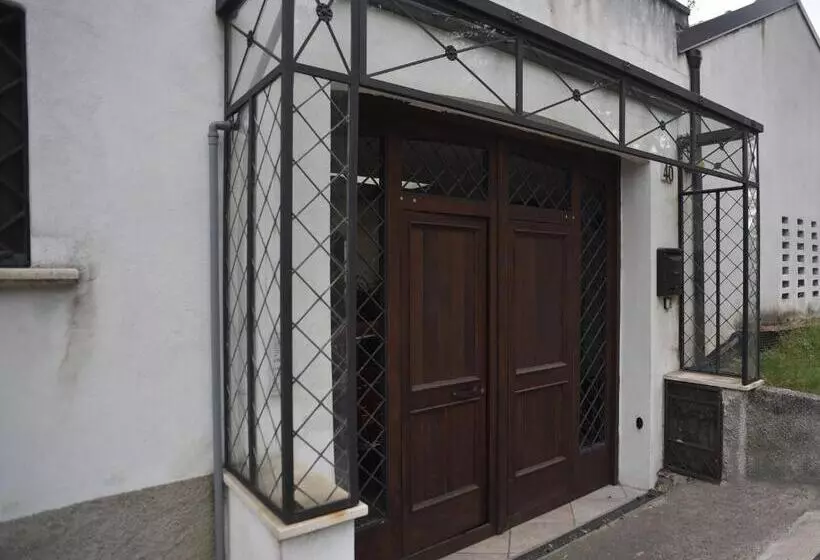 Aamiaismajoitus (B&B) La Casa Sul Lara