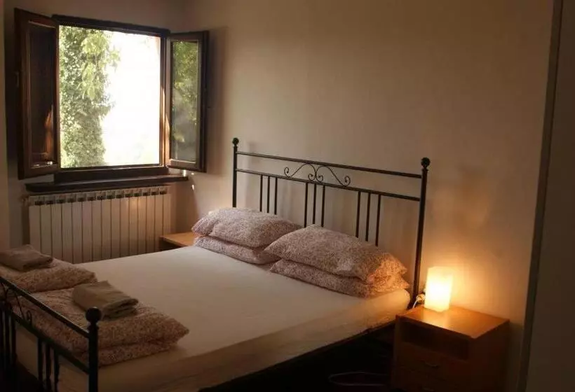 Camping Le Marche Apartments