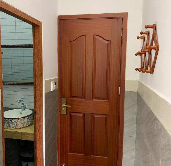 هتل Khách Sạn An Bình