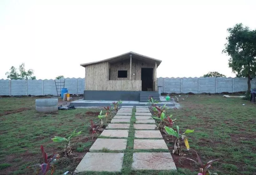 ホテル Live In Farm House