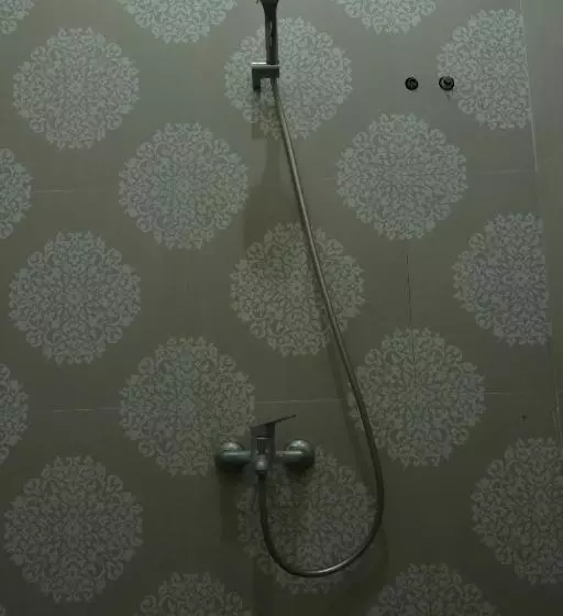 ホテル Oyo 93203 Kost Eksklusif Syariah