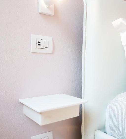 پانسیون Glam Parma