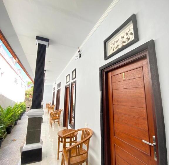 Пансион Nyoman Guest House