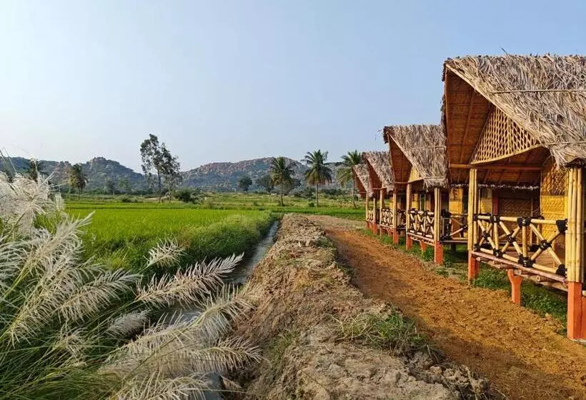ペンション The Sundown Hampi