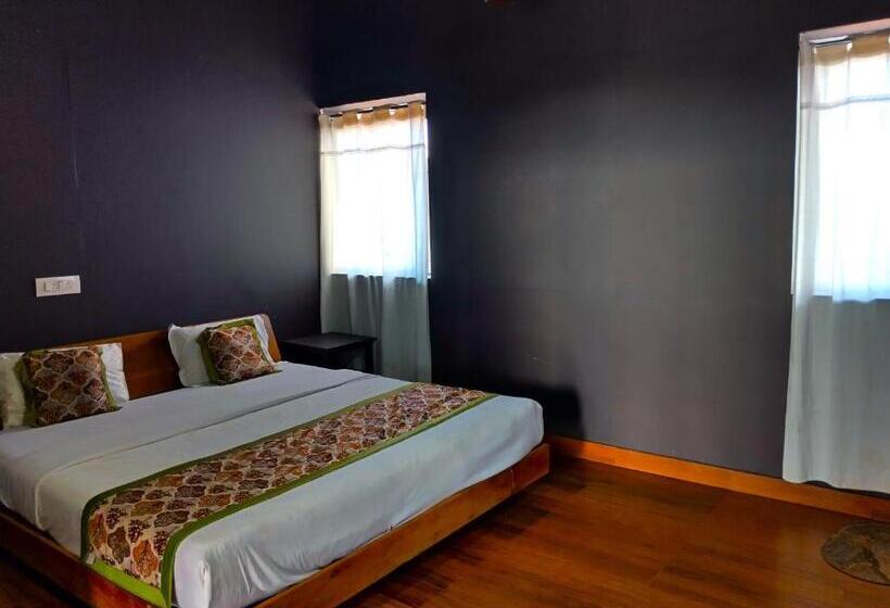 منتجع Coorg Tree House