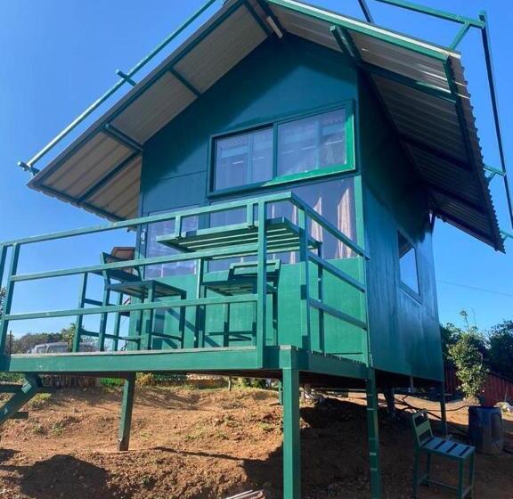 منتجع Coorg Tree House
