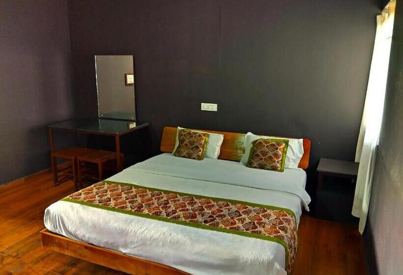 منتجع Coorg Tree House