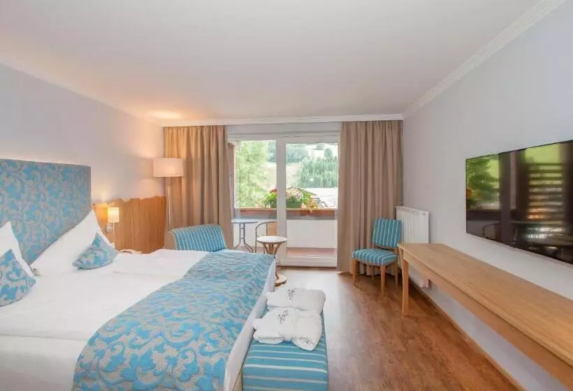 Evident Hotel Prägant