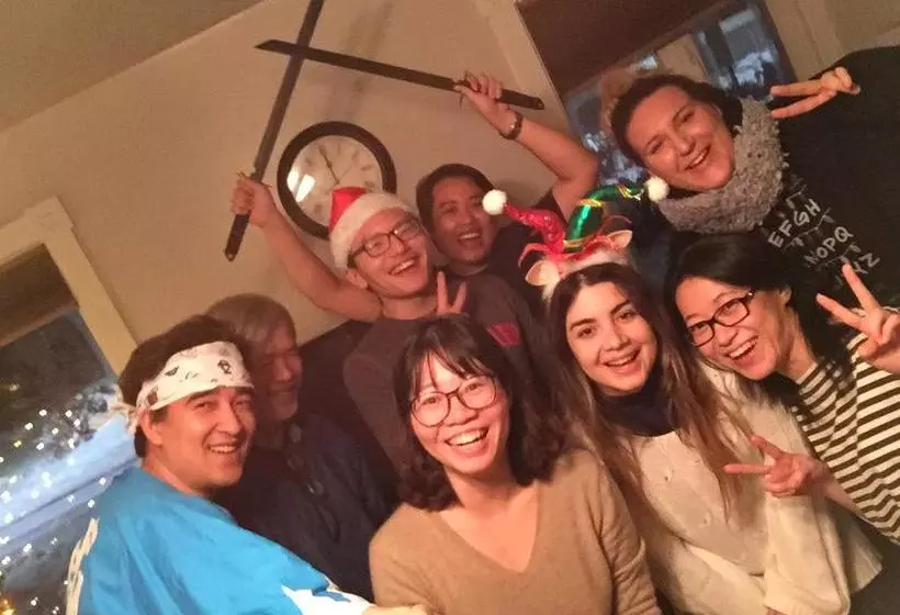 ホテル 9th Ave Hostel