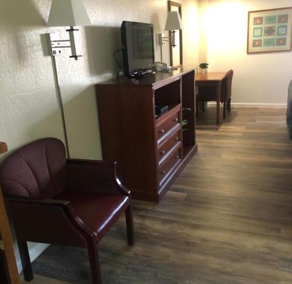 هتل Antelope Hills Inn