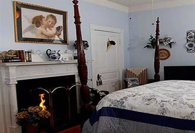 هتل Belle Hearth Bed And Breakfast