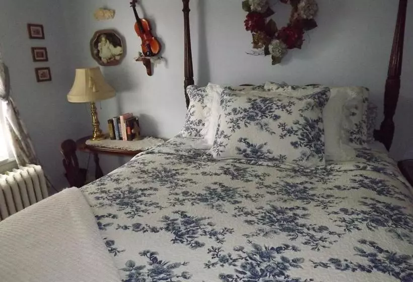 هتل Belle Hearth Bed And Breakfast